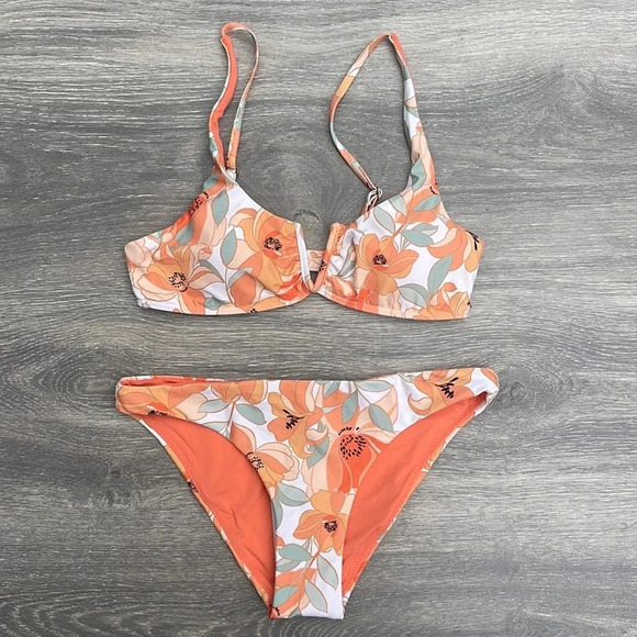 Rip Curl Papaya Punch V Wire Bikini Top & Good Coverage Bottoms, white - Picture 2 of 15